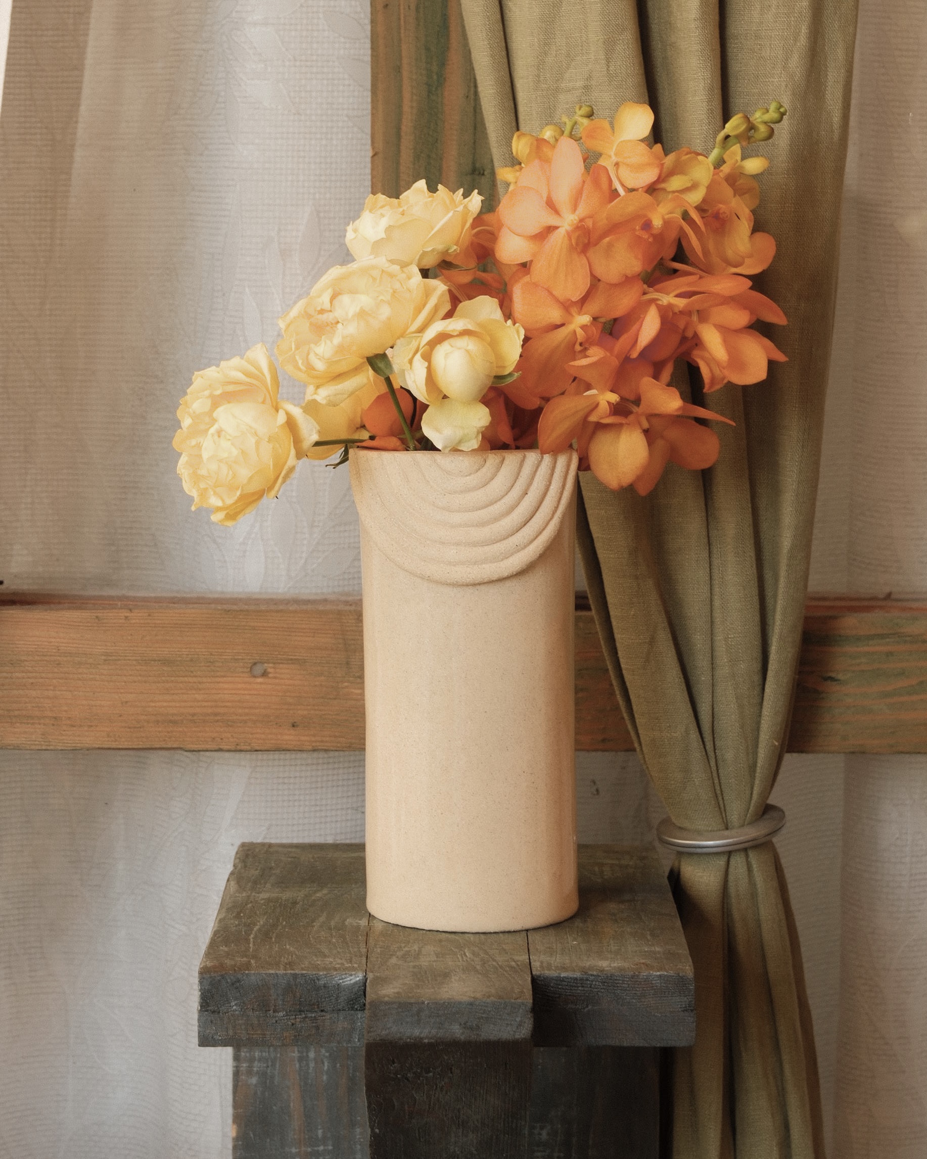 Solis Vase view 1