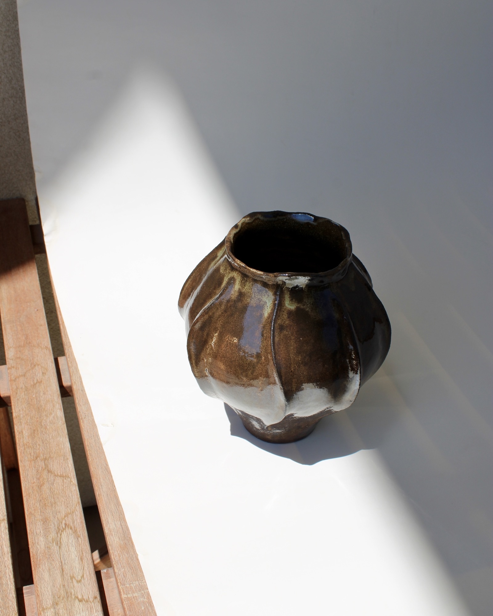 Vesta Vase view 3